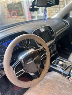 کرایسلەر 300